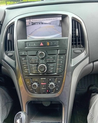 Opel Astra cena 26900 przebieg: 199031, rok produkcji 2012 z Gorlice małe 37